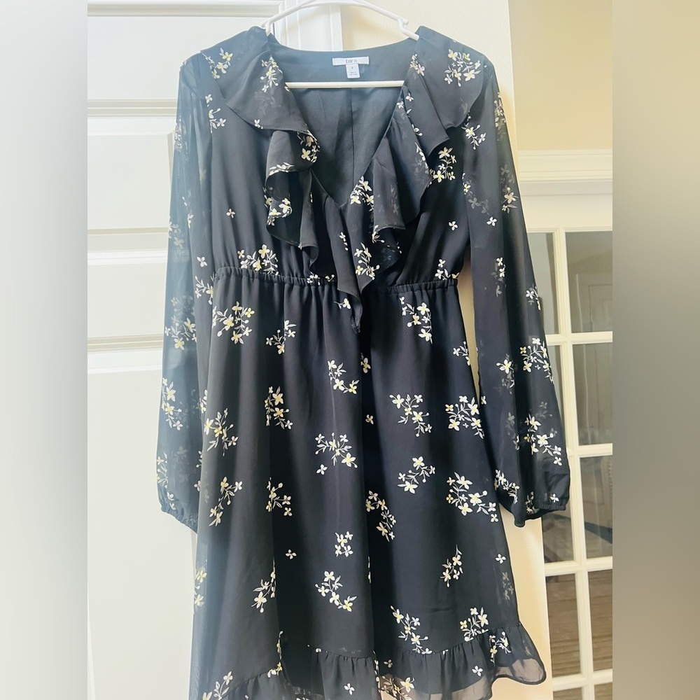 Bar III size small beautiful Floral Ruffle Black Dress